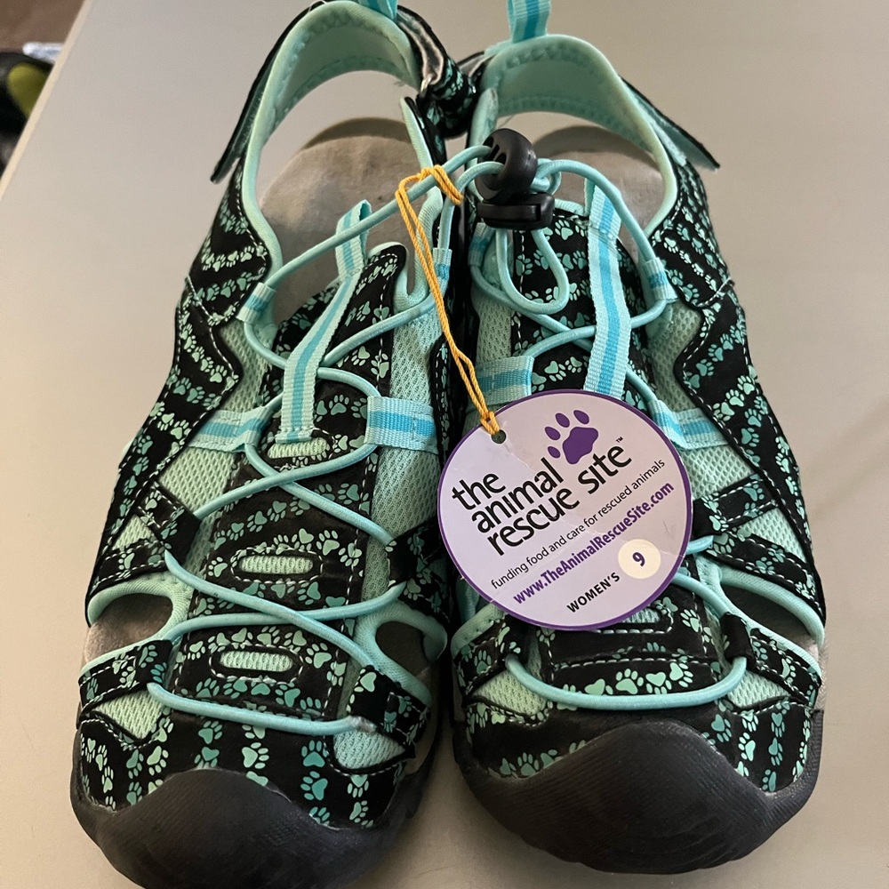 The Animal Rescue Site Women's Black and Green Sandals